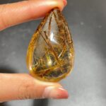 high-quality-gold-rutile-teardrop-pendant-902530