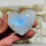 66-pieces-high-quality-moonstone-heart-wholesale-crystals-297787