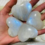 66-pieces-high-quality-moonstone-heart-wholesale-crystals-297787