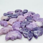 lepidolite-moon-face-carving-wholesale-wholesale-crystals-330239