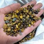 tiger-eye-gravel-chips-wholesale-wholesale-crystals-934618